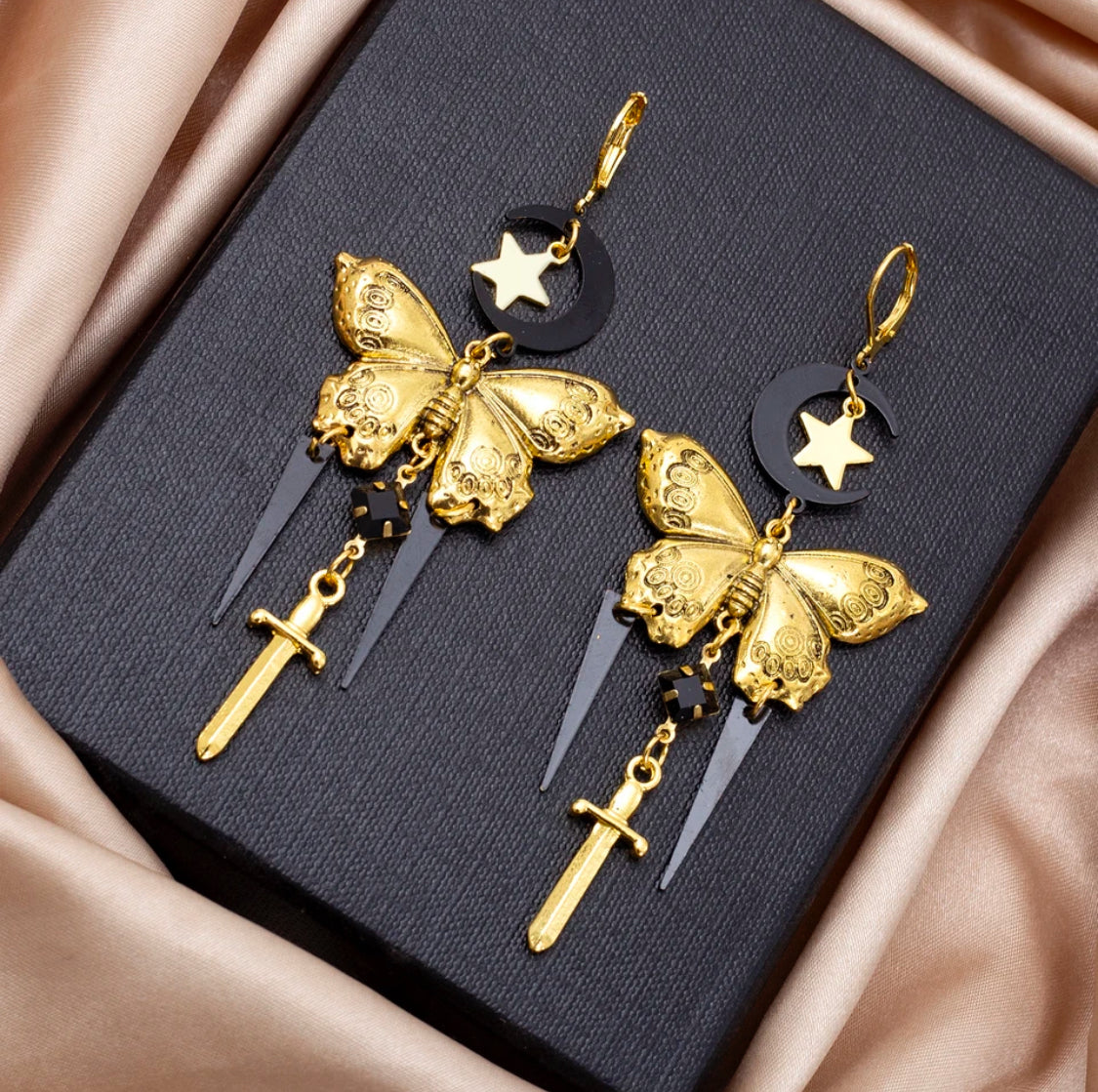 Mystic earrings