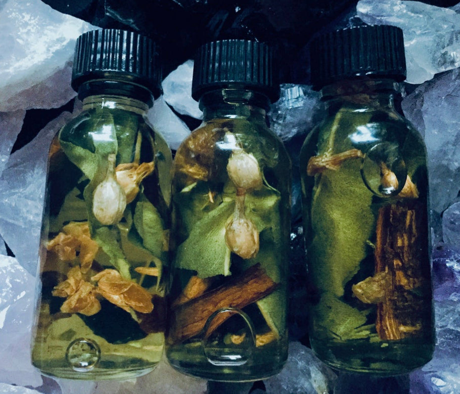 Abundance Ritual Oil, Money Drawing Magic Oil, Wiccan, Prosperity Spell Oil
