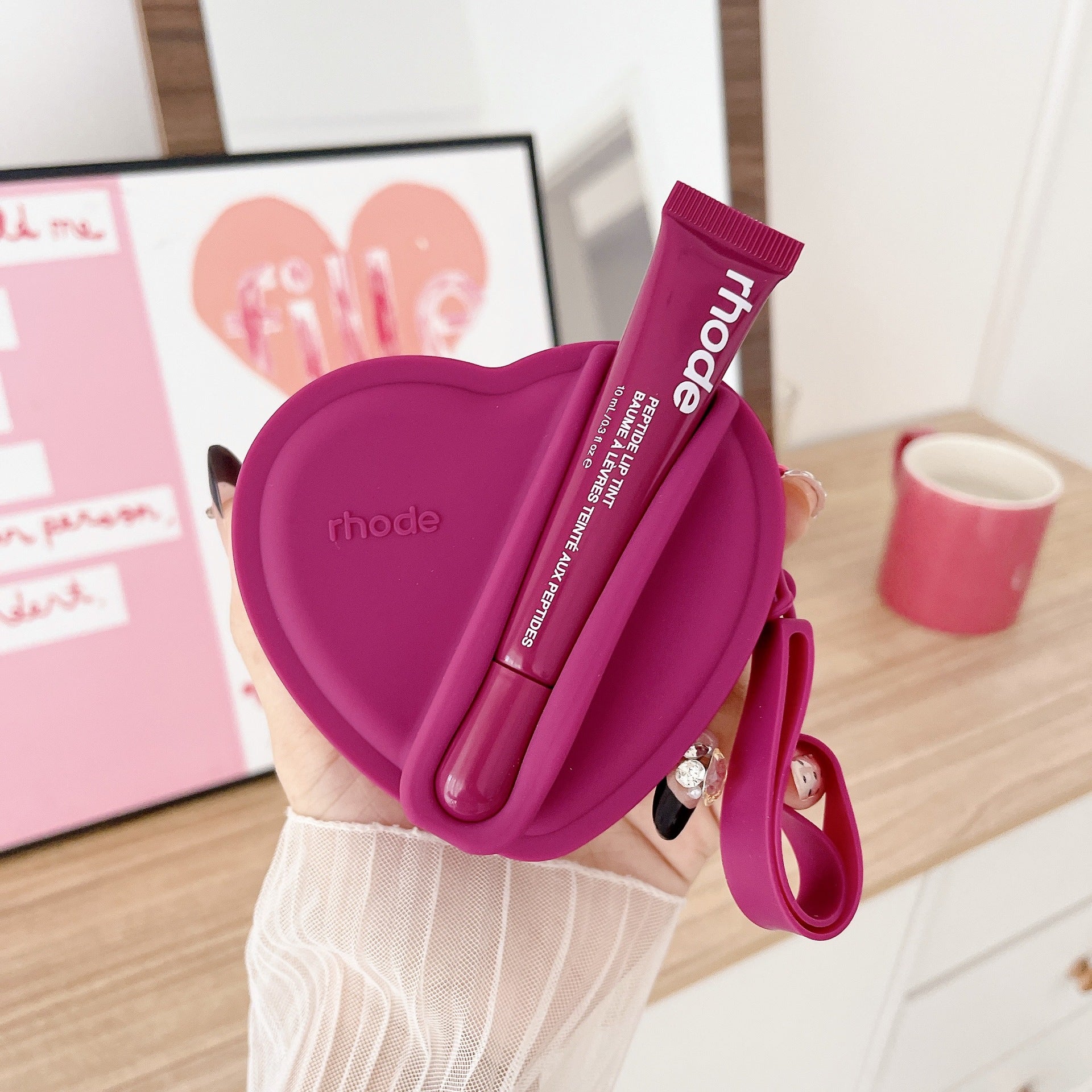Portable Silicone Lipstick And Earphone Storage Bag