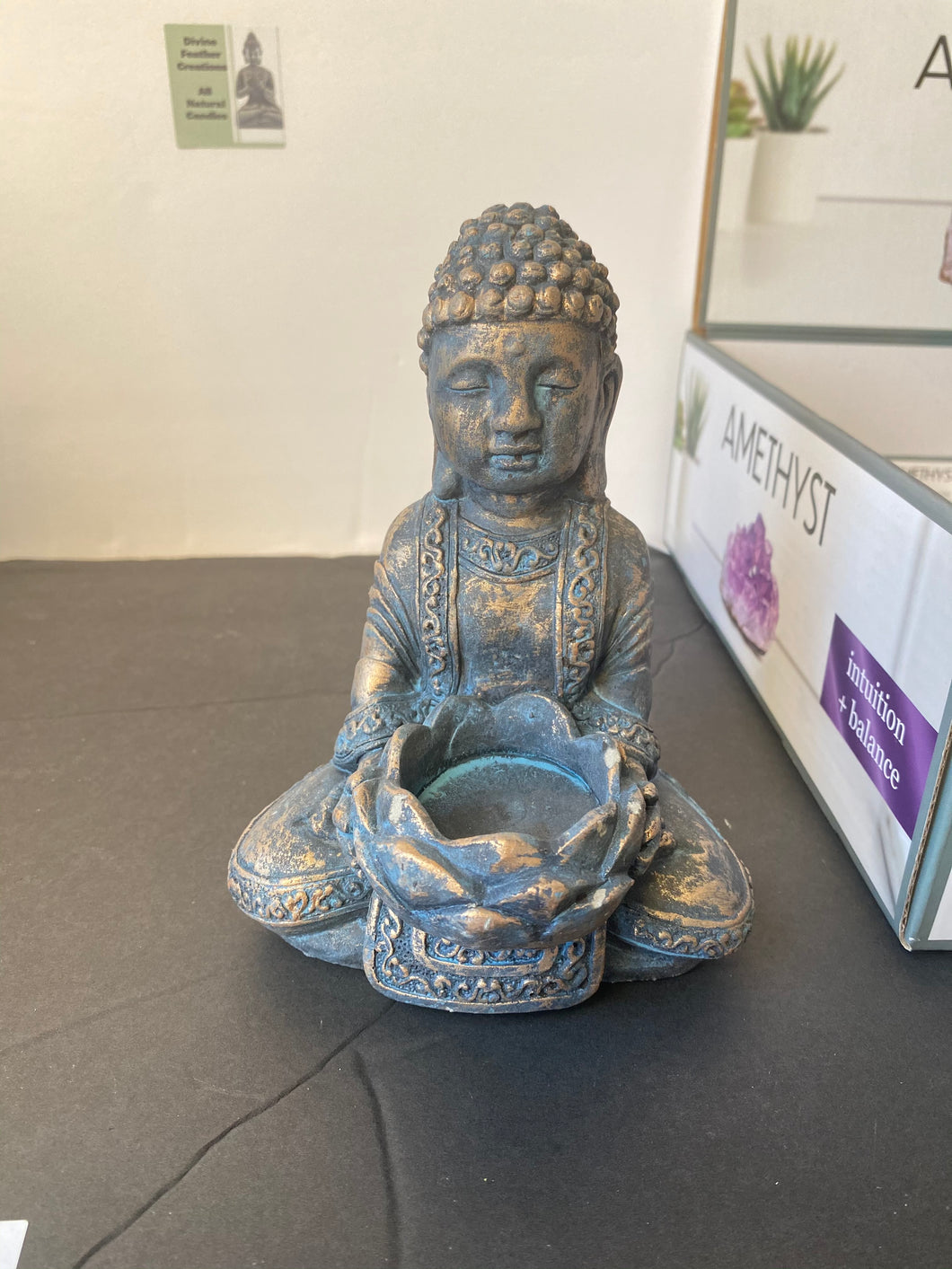 Offering Budda Statue